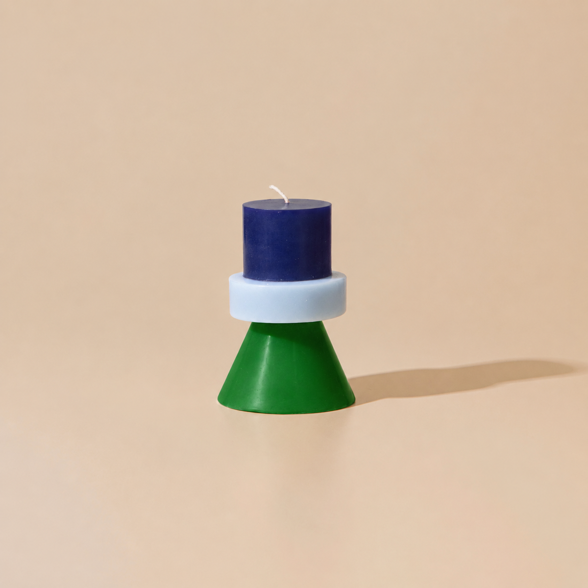 Bougie Stack Mini Yod & Co bleu et vert sur fond beige