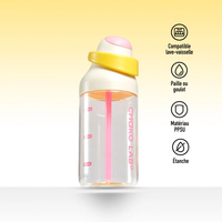 Gourde à paille Kada Cup blanche 550 ml de Chako Lab, posée sur fond jaune.