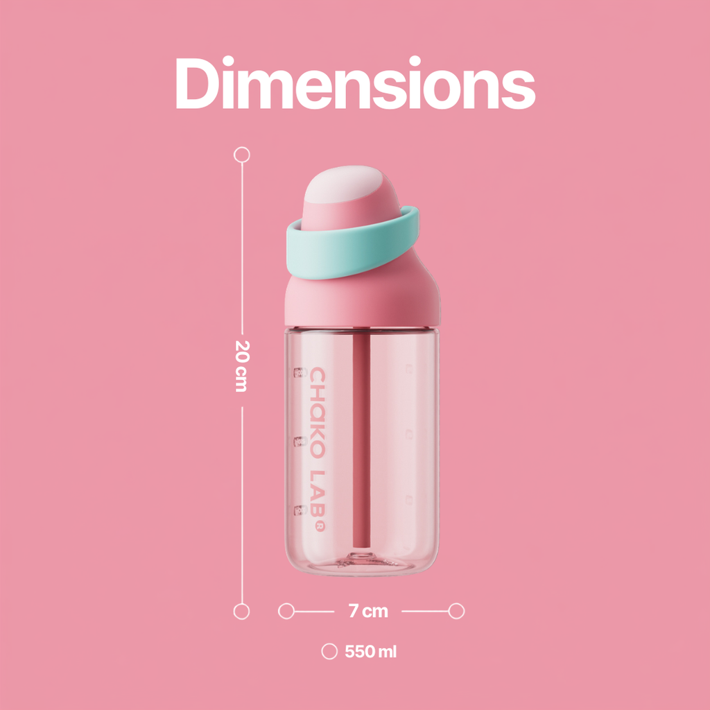 Gourde à paille Kada Cup rose 550 ml de Chako Lab, posée sur fond uni rose avec les dimensions.
