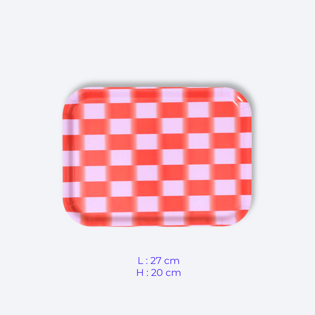 Petit plateau rectangulaire rouge et rose Wrap Magazine vu de dessus